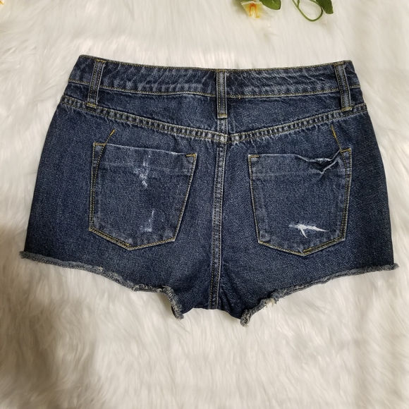 MOSSIMO Short Denim High Rise, with Ripped. - Picture 7 of 11